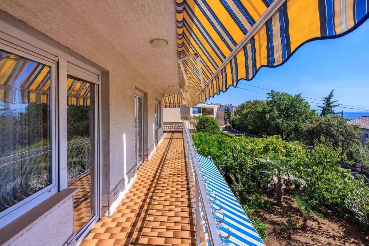 Four-Bedroom Apartment In Crikvenica II Kültér fotó